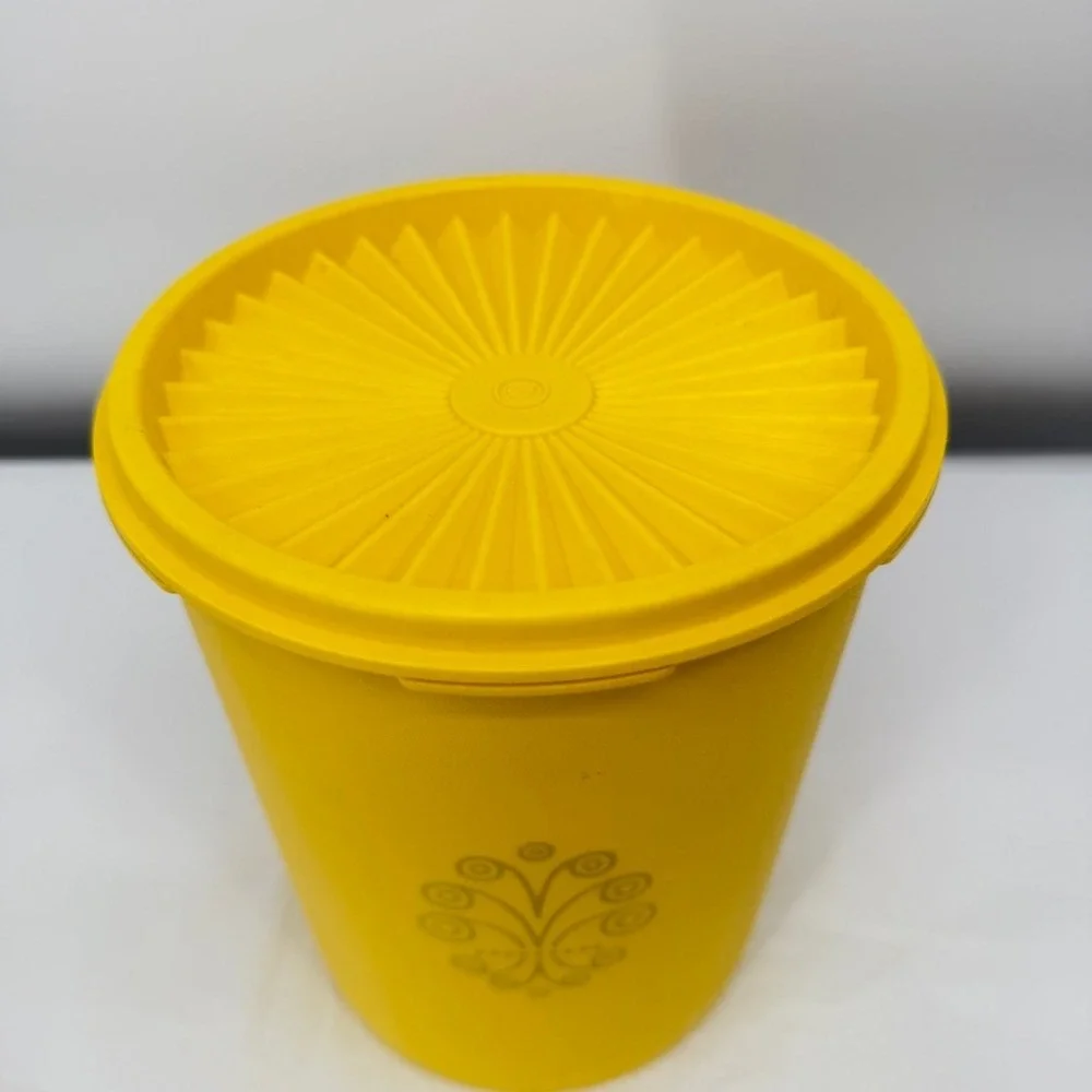 VTG Tupperware‎ Servalier Canister Yellow Sunburst Medallion Retro Kitchen
